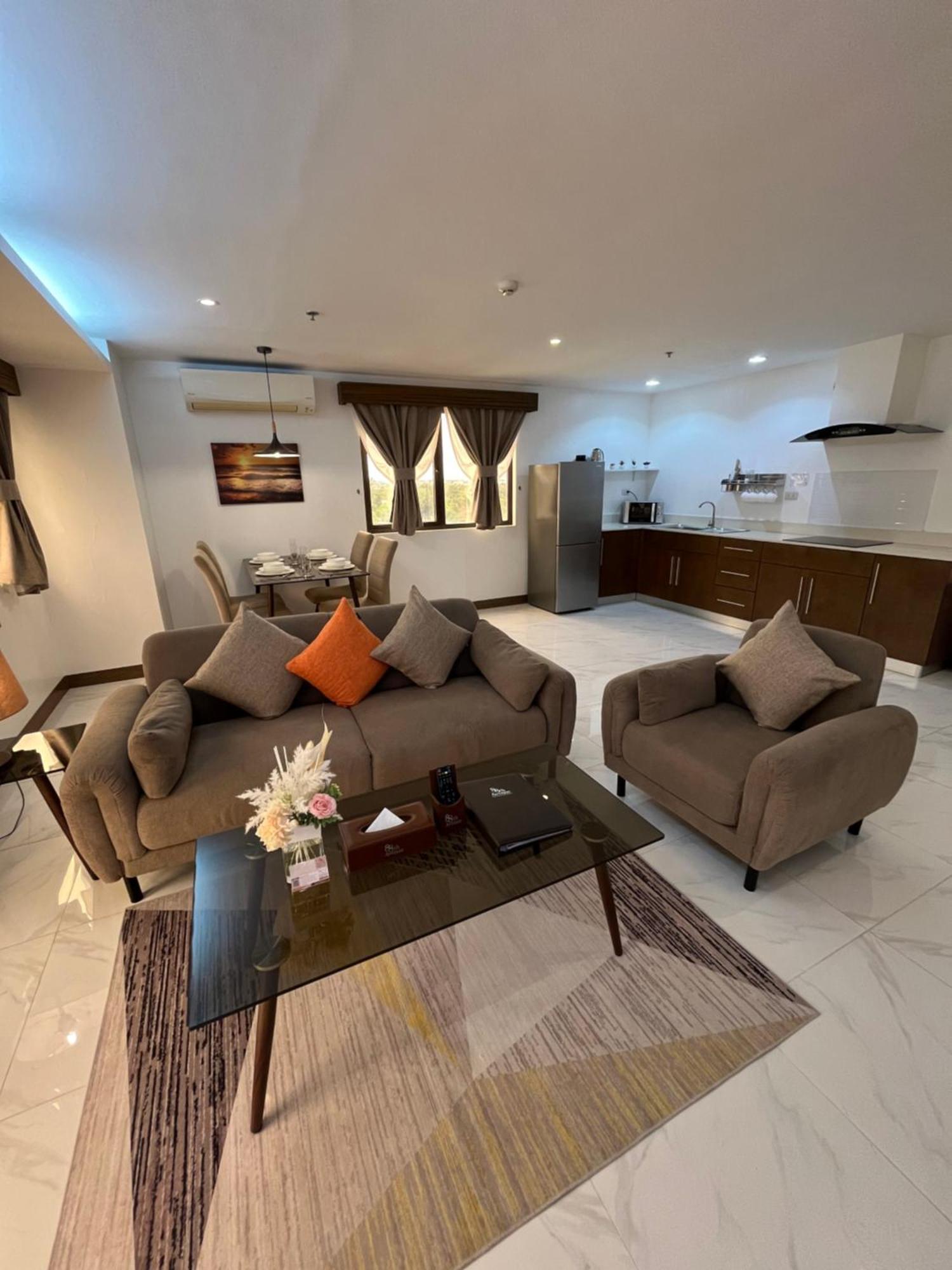 88Th Avenue Aparthotel Cebu Rom bilde